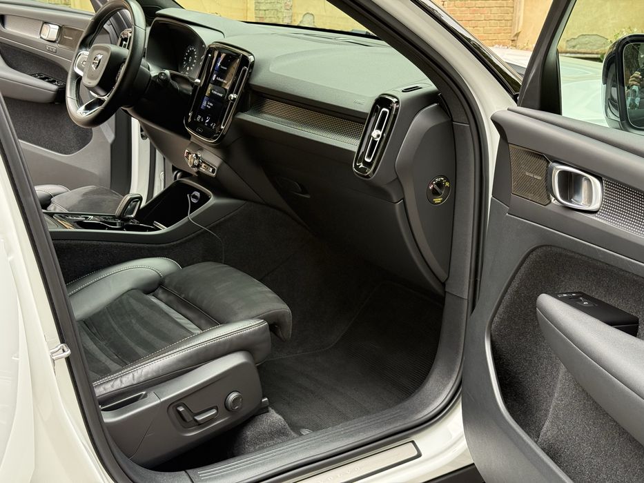 Volvo XC40 - 2021 - Mild Hybrid - 4WD