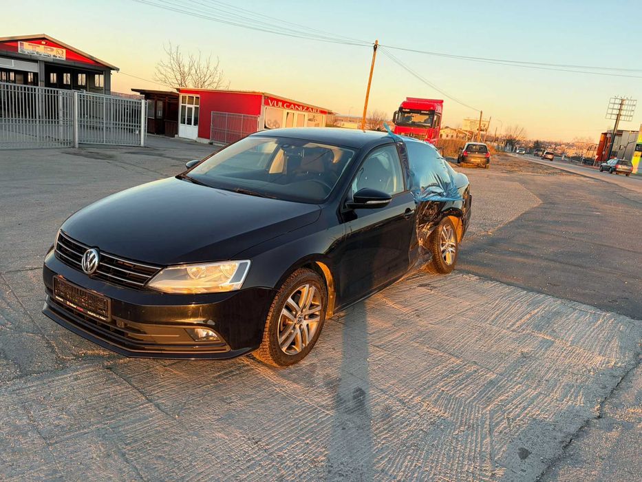 Dezmembrez VW Jetta FaceLift 2.0 TDI CUUA 110 cai cutie MQ250 QYJ