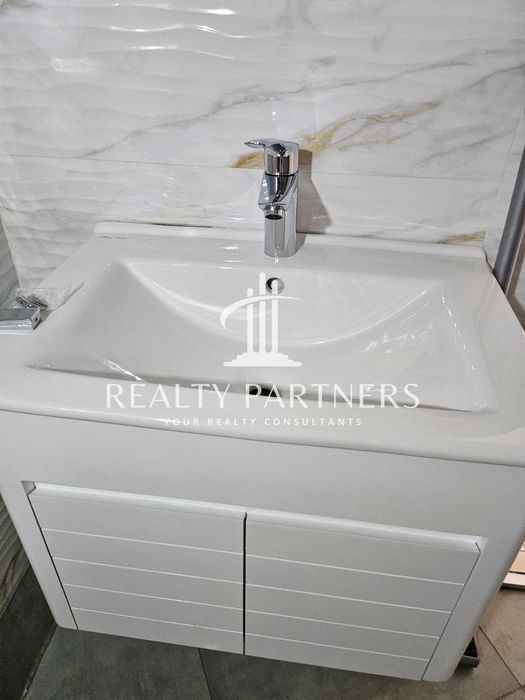 Продава се Двустаен апартамент в Перник, Изток - 60 кв.м за 1967 €/кв.м - Снимка #16