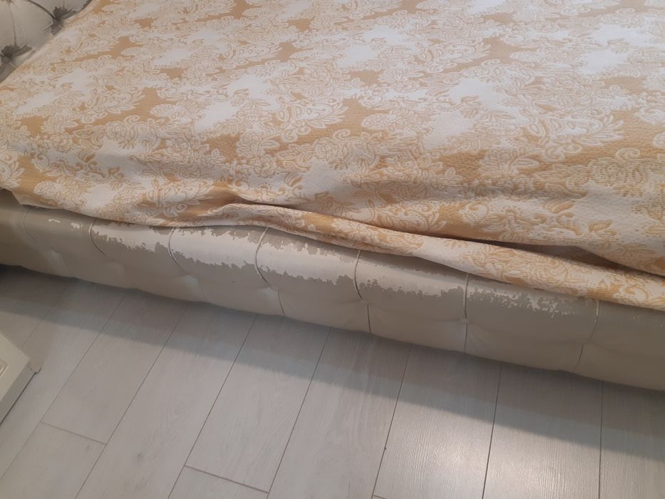 Продам спальный гарнитур б/у