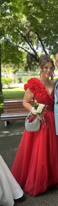 Vand rochie de nasa, rosie, facuta in atelier