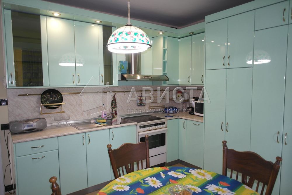 Дава се под наем Двустаен апартамент в София, Изток - 75 кв.м за 698.19 € - Снимка #8