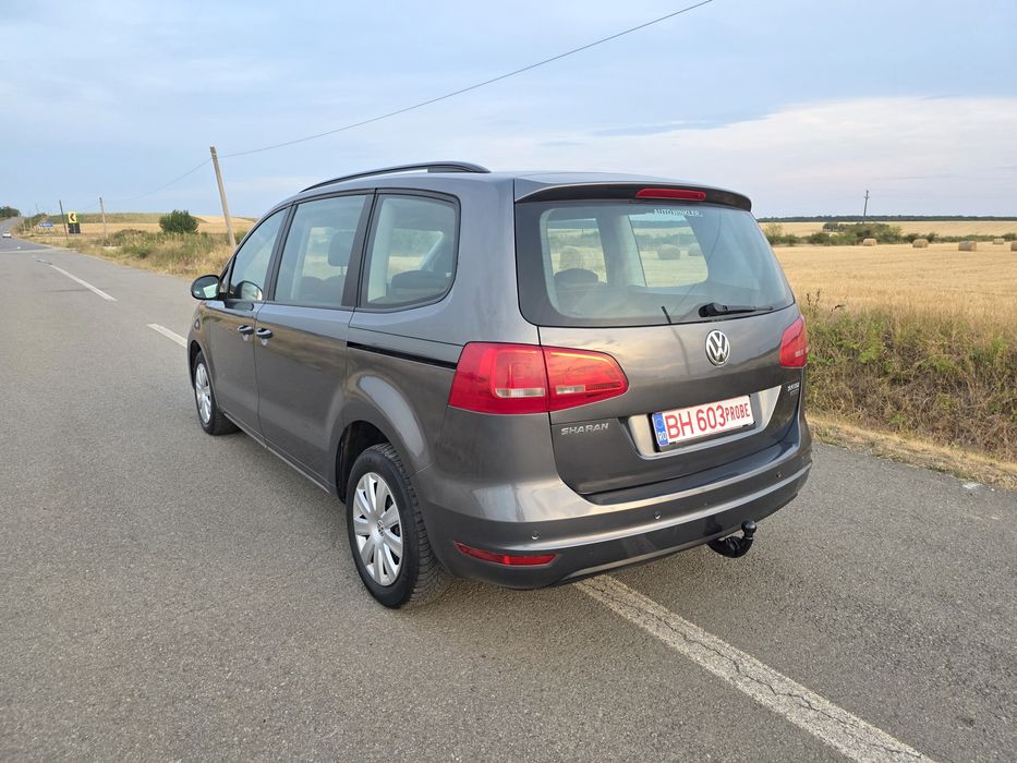 Volkswagen SHARAN 2.0 TDI 4x4 140 cp euro 5 2011