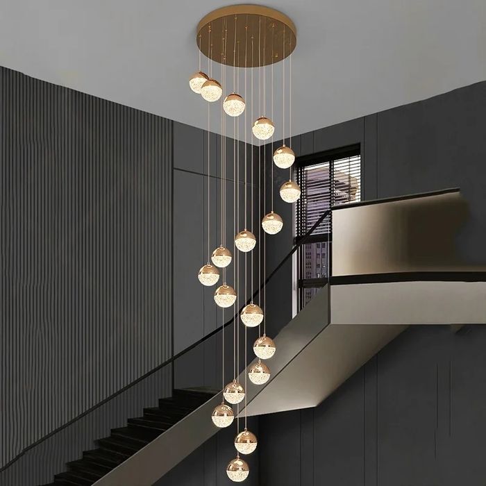 Люстра для лесницы