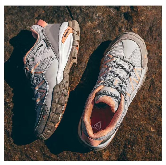 Продам кроссовки Humto