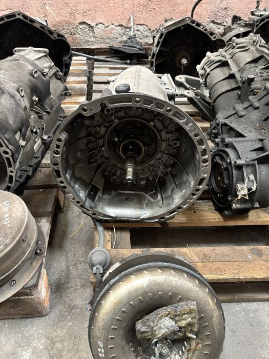 Автоматична скоростна кутия  Mercedes E220 7g