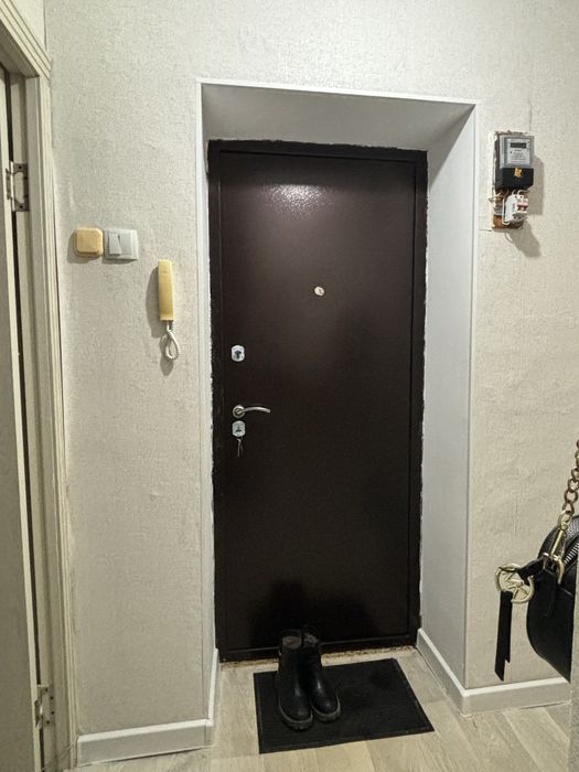 Үй сатылады гришина 72/1