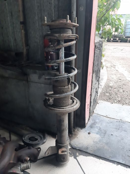 Коллектор с форсунками мазда 626