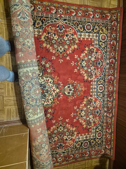 Продам шерстяной ковер 2х3м