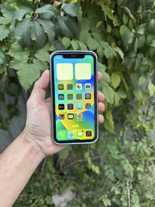 Продам Телефон Айфон XR 128Gb