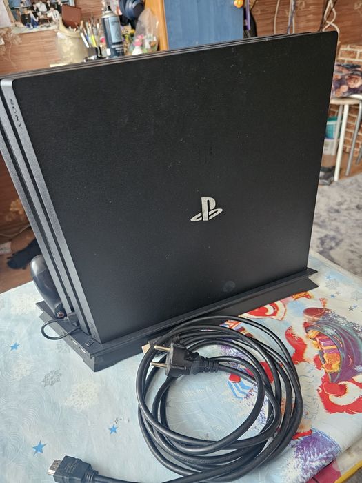 Консоль PS 4 Pro 1Tb