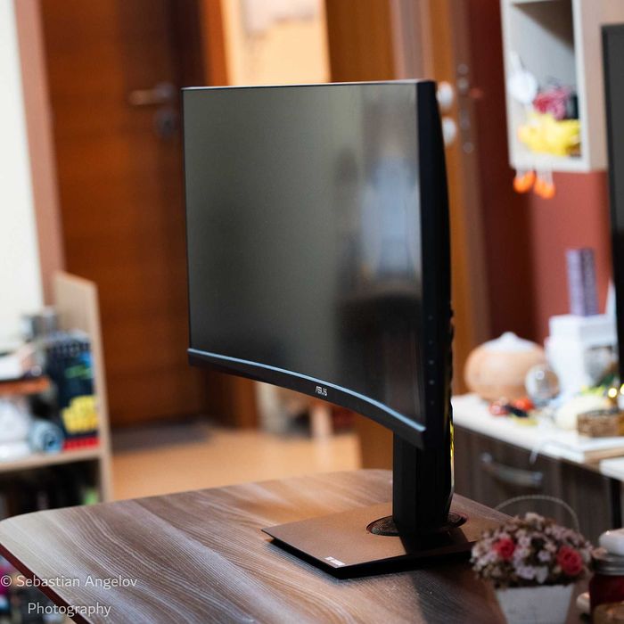 Asus TUF Gaming VG35VQ