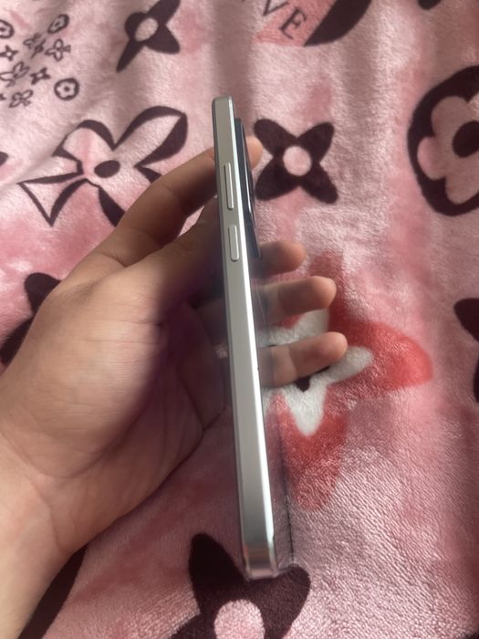 Самсунг а75 5G 256гб