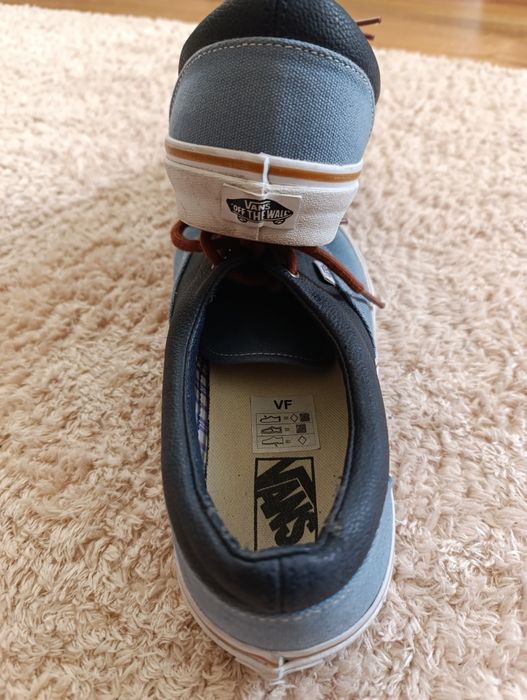 Продавам Кецове Vans