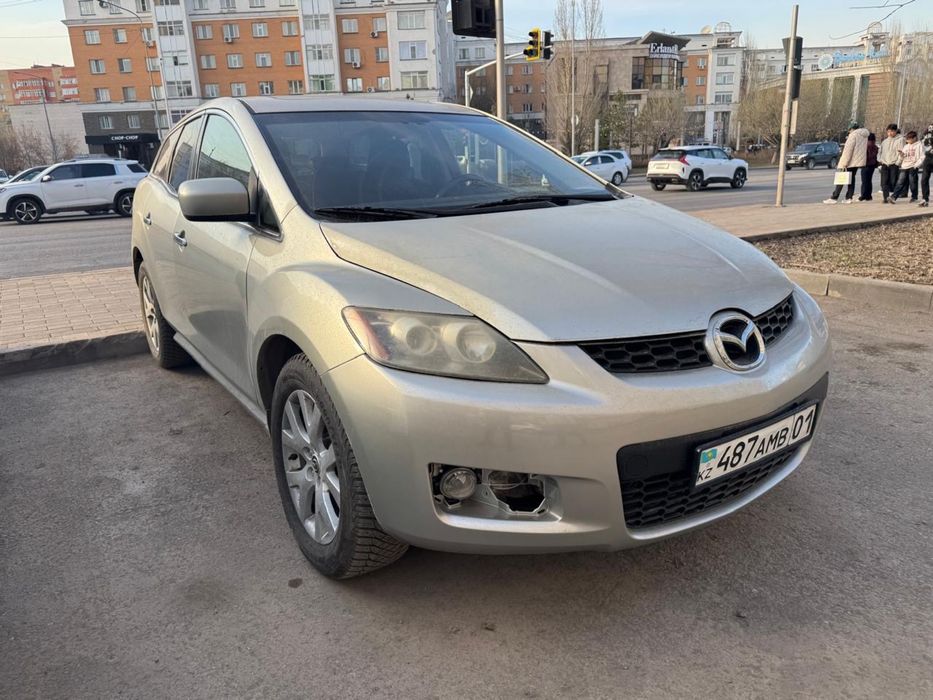 Машина Mazda cx7