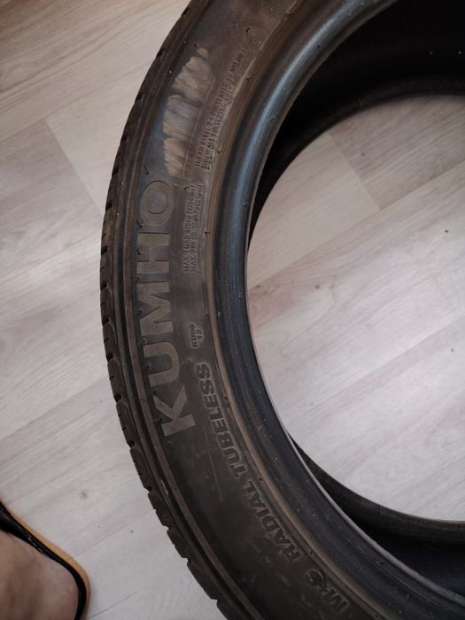 Продам шины 225/45/17 летний KUMHO