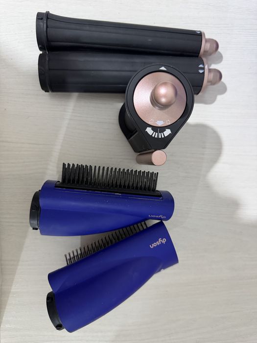 Продам Дайсон ориг