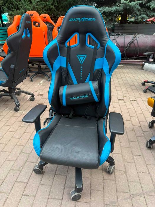 Кресла DXRacer ValKyrie Blue и Yellow