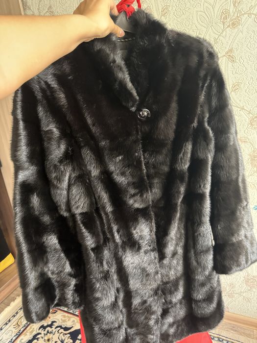 Продам норковую шубу