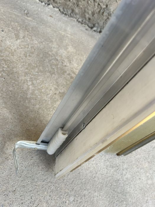 Продам деревянные карнизы