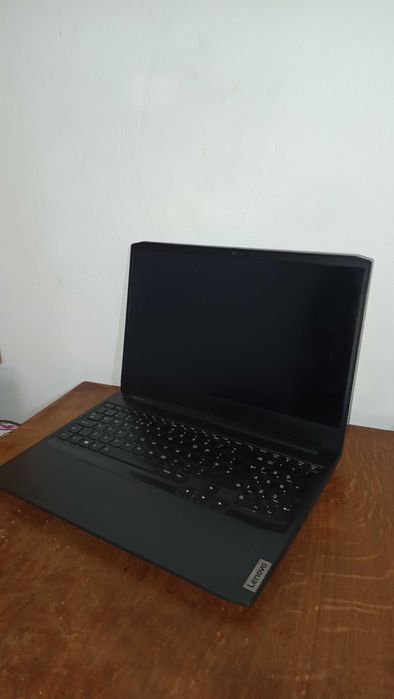 Lenovo IdeaPad Gaming 3 – Ryzen 5 5600H – RTX 3050 Ti – 16GB RAM