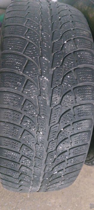 Комплект зимних шин