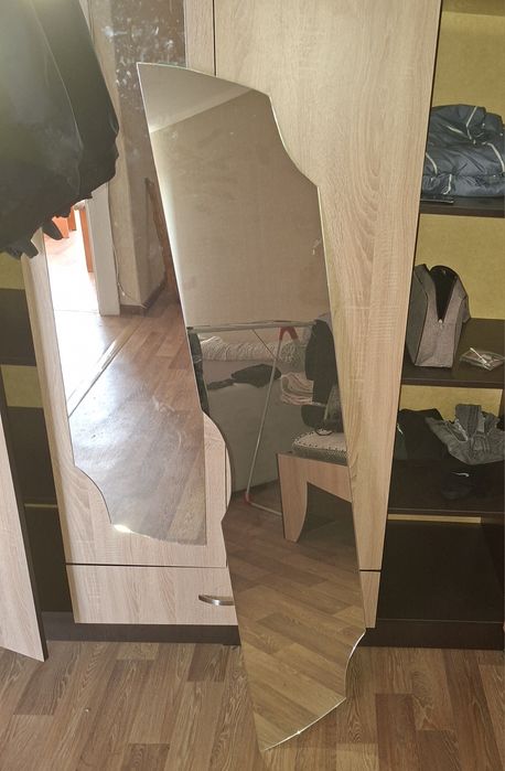 продам зеркало от шкафа
