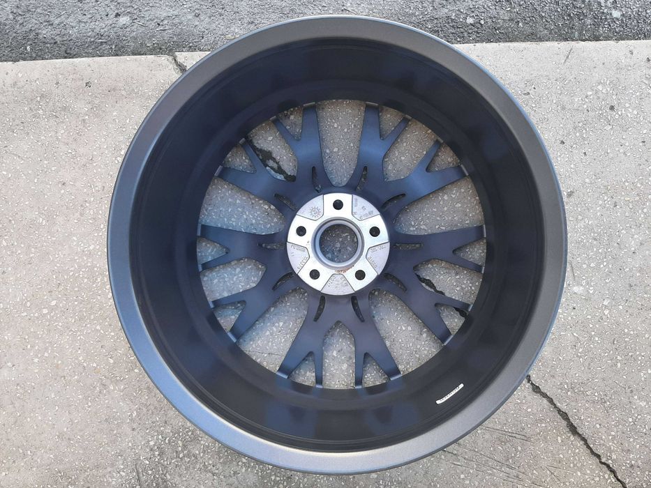 Jante R19 PCD 5x114.3 Latime 8.5J ET 45 Culoare Titan Black