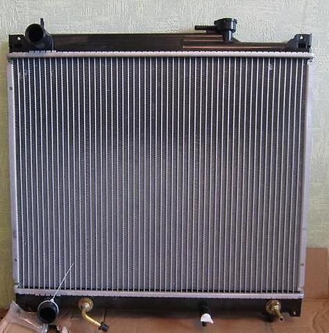 радиатор воден НОВ за Vitara/Grand Vitara 2.0/2.5