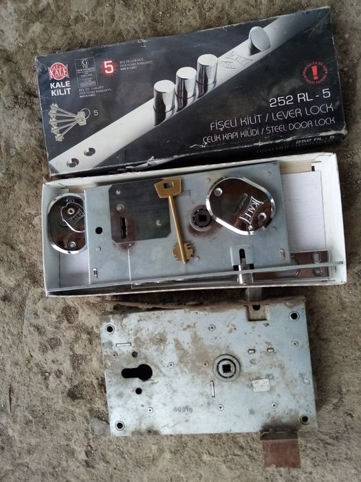 Замки для наружный