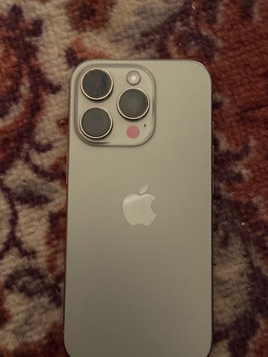 Продам айфон 16 про