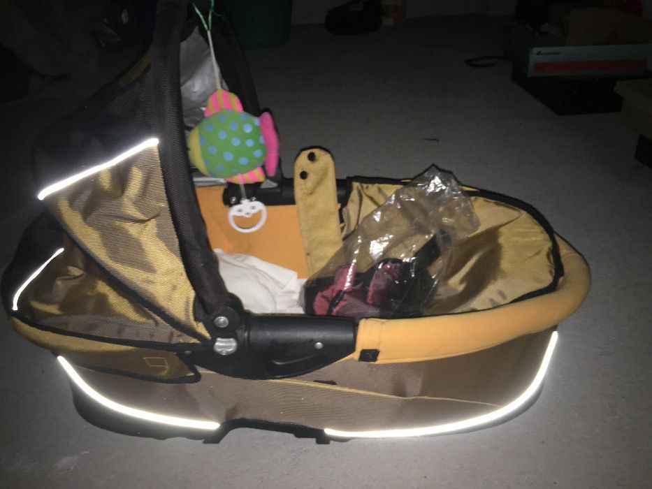 Детска количка Quni bazzi