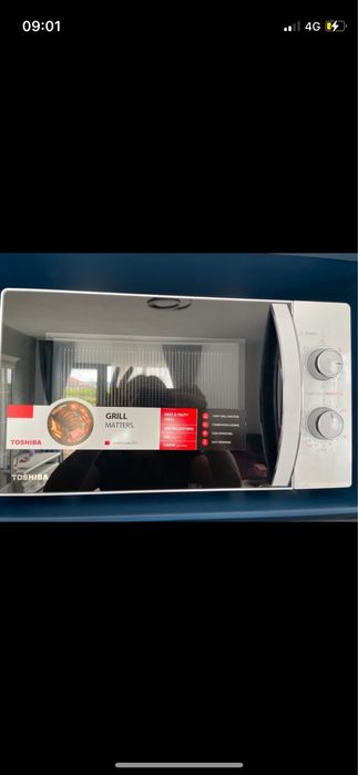 Cuptor cu microunde Toshiba