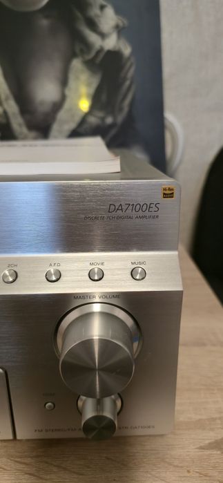 SONY DA 7100ES  top