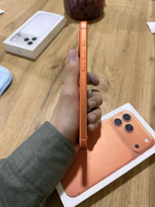 Продам iPhone 17 Pro Max