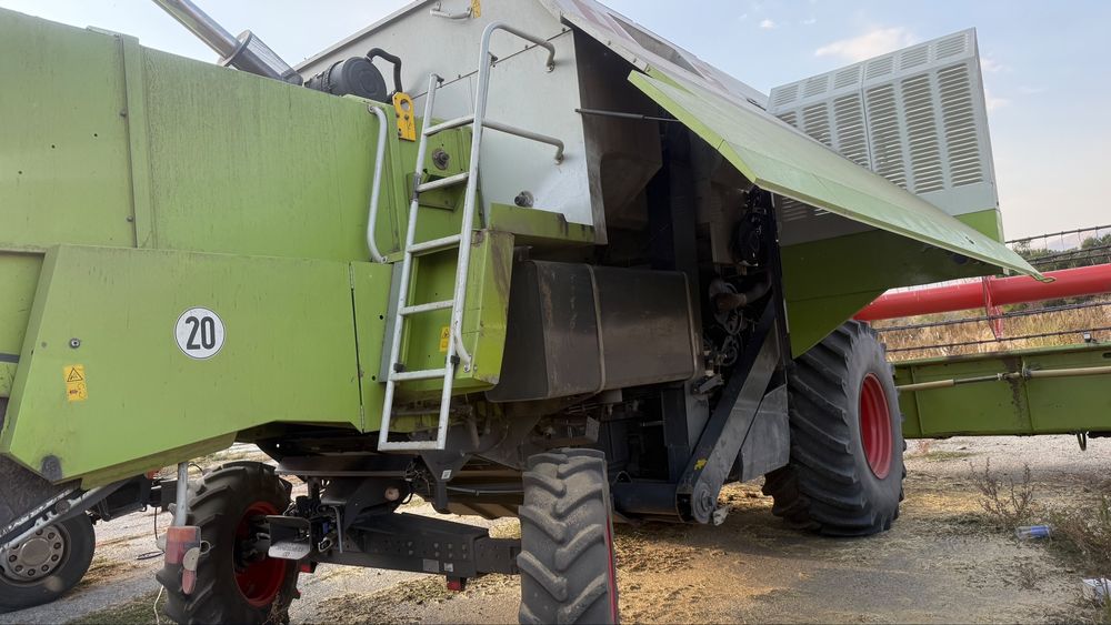 Комбайн Claas Mega 350