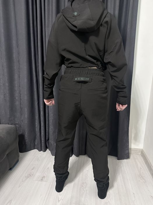 Veteida сет анцунг чисто нов S размер