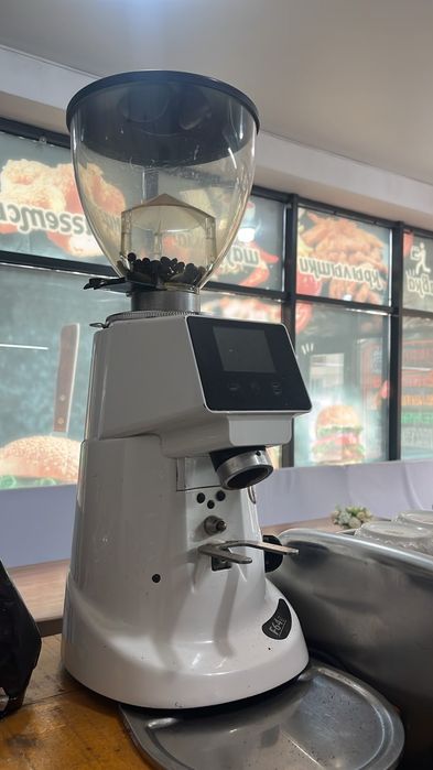 Продам кофемашину