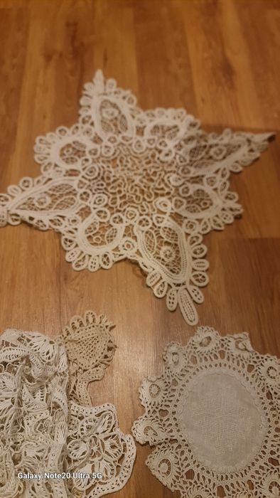 Vând macrameu original