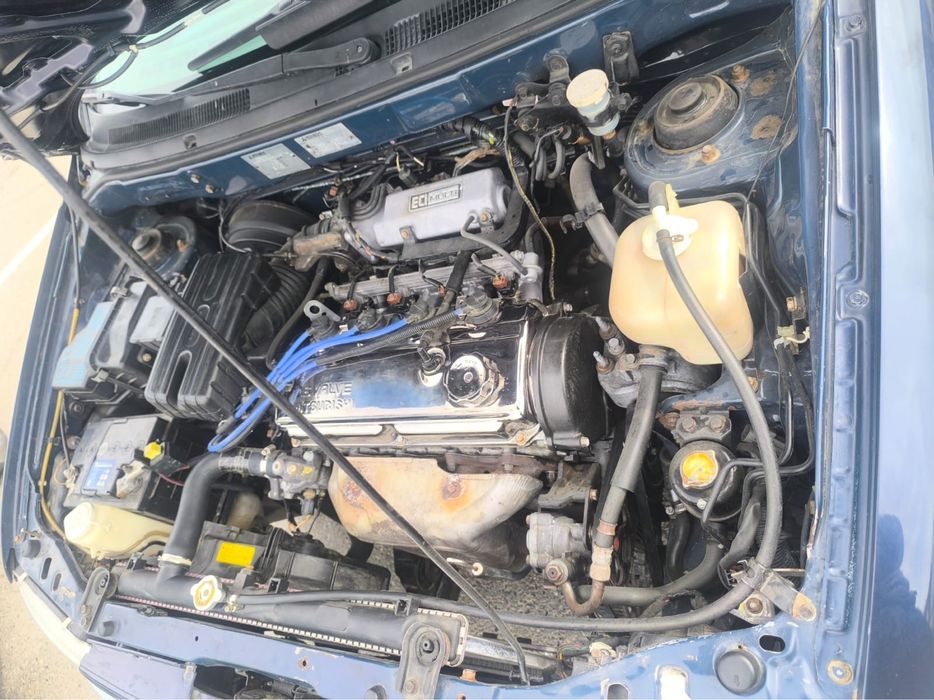 Mitsubishi Space Wagon