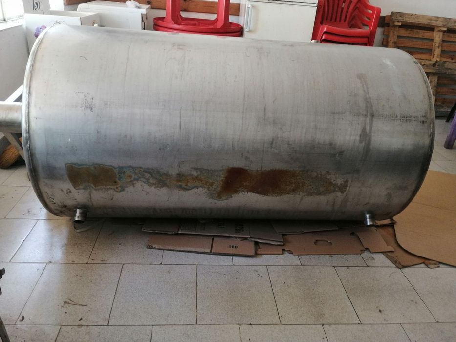 Буферен съд за гореща вода от неръждавейка 1000 литра