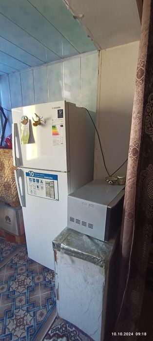 Kvartira sotiladi 2 xona 4 etaj