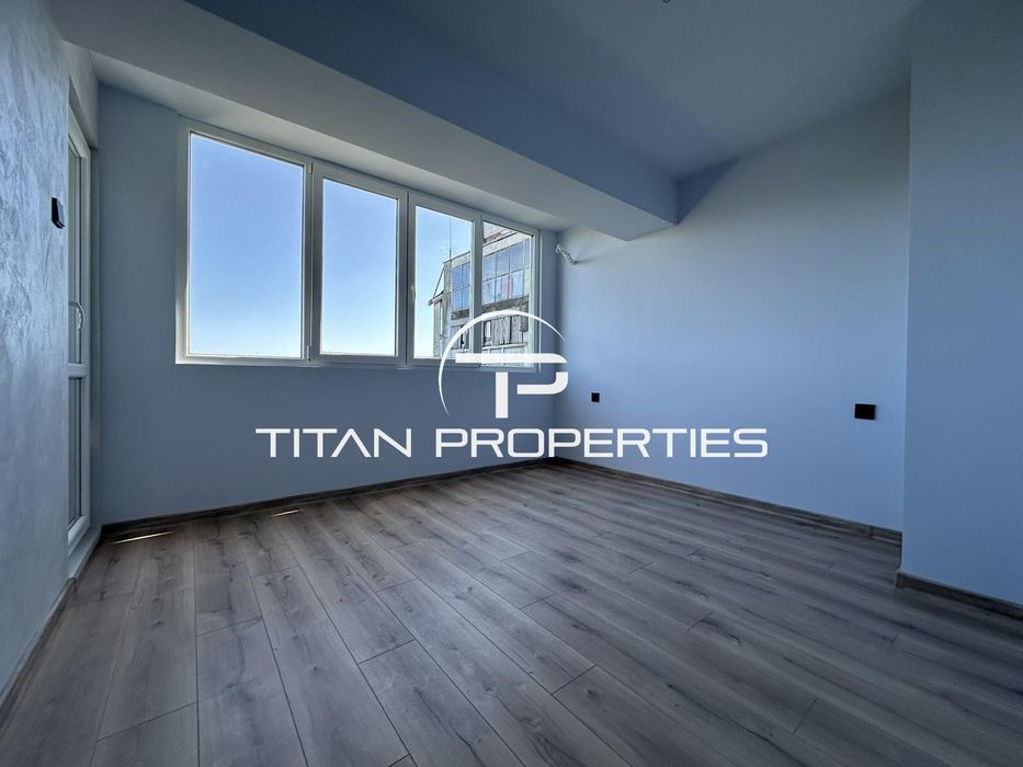 Продава се Двустаен апартамент в Бургас, Изгрев - 62 кв.м за 2444 €/кв.м - Снимка #4