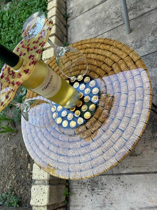 Сгъваема Маса от Епоксидна смола с коркови тапи