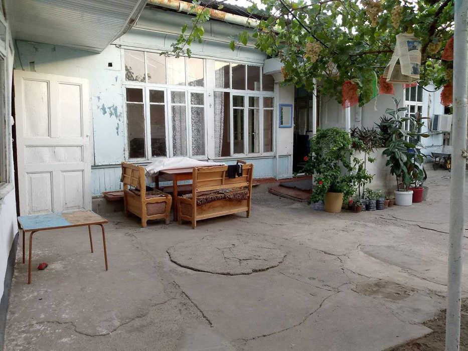 Продается дом в Яшнабадском районе Фергана йули 3,5 сотки 5-комнат