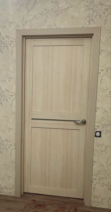 Продам межкомнатную дверь