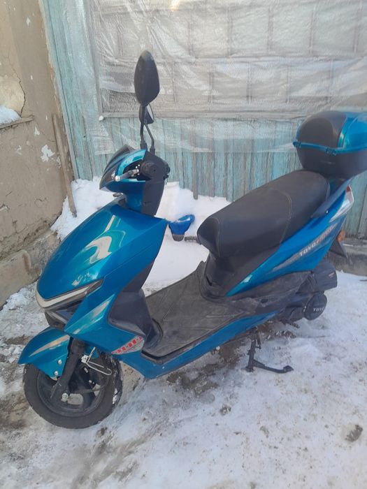 Продам скутер ...