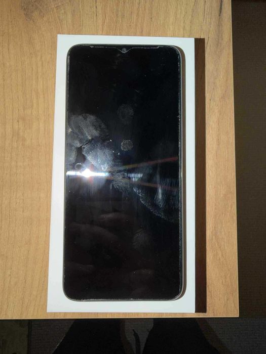 Honor X6A 128 GB, 4 Ram