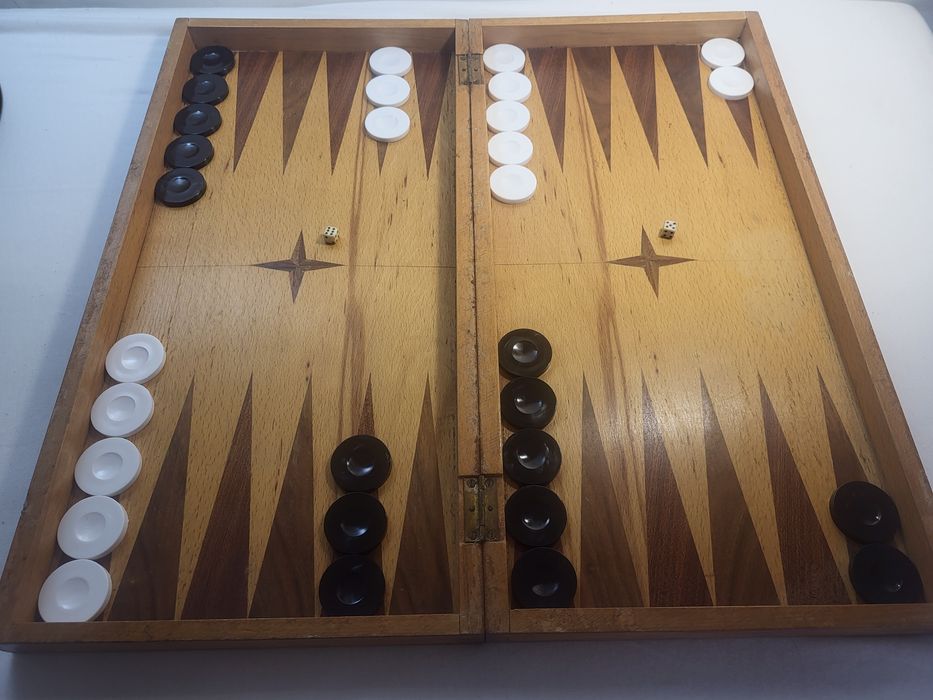 #5 Стар дървен шах и табла