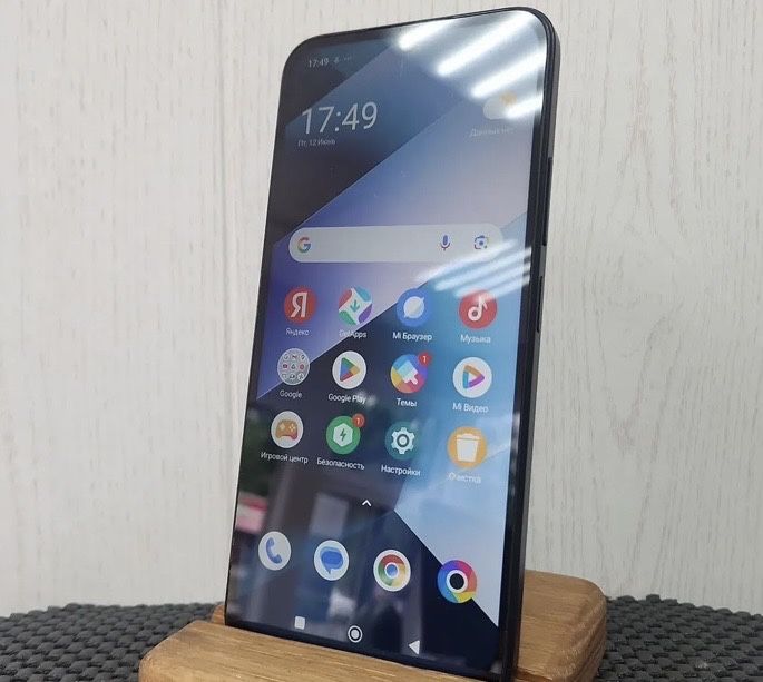 Продам poco c85 128 гб срочно
